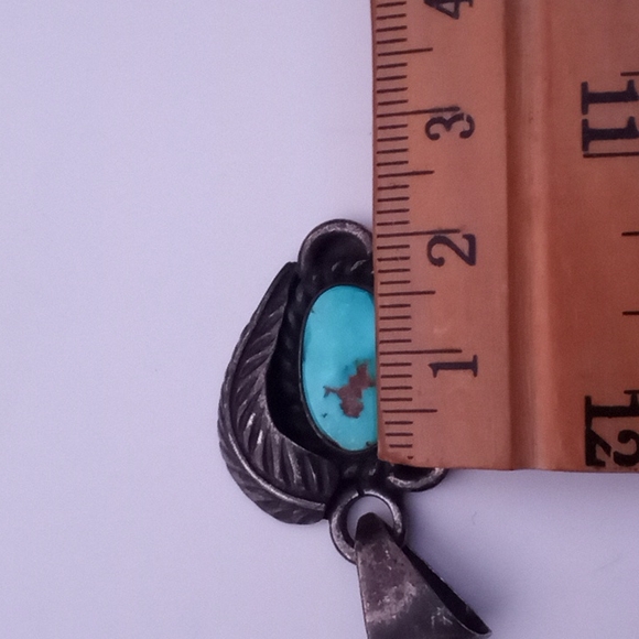 VERY VINTAGE Native American Natural Turquoise Sterling Silver w Feather PENDANT - Picture 13 of 16